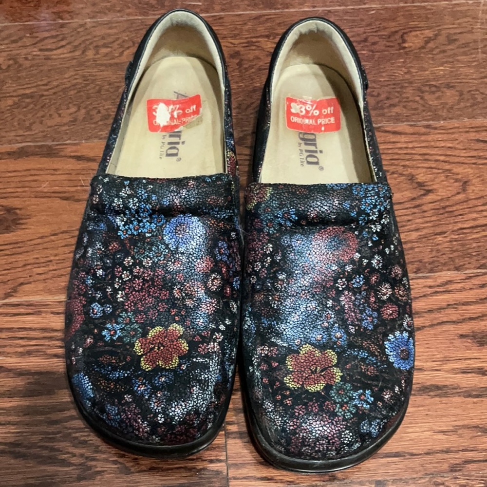 Algeria Flowered Clogs Size 39